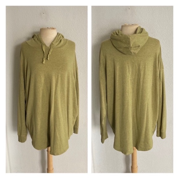 Torrid sweatshirt - Picture 1 of 5